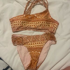 Chelsea and violet bikini